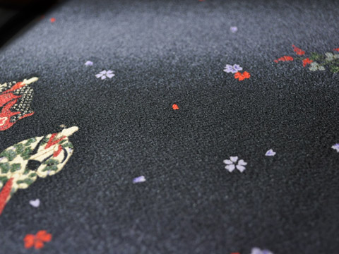 左に並んでいるイメージをクリックすると写真が入れ替わります